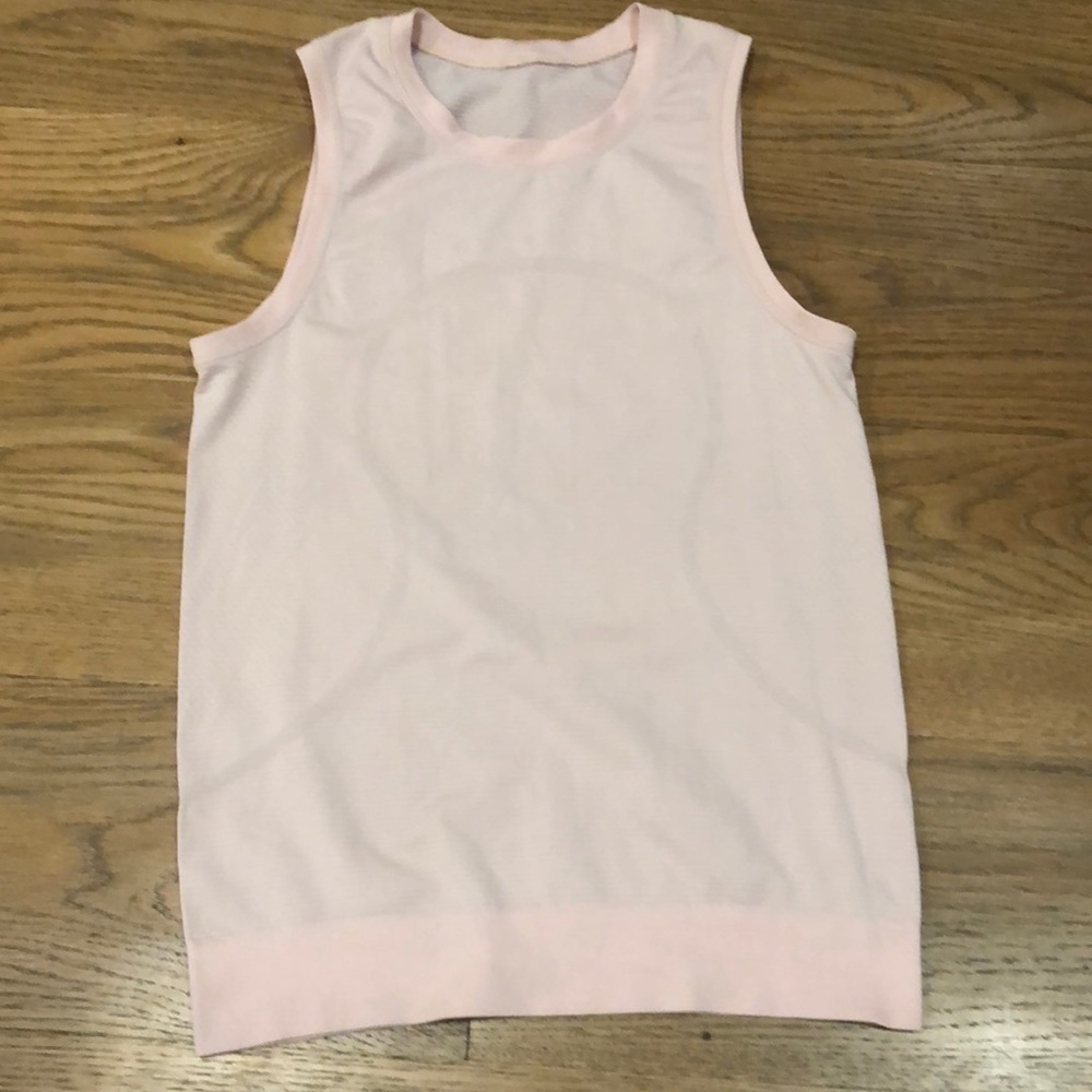 Lululemon tank top